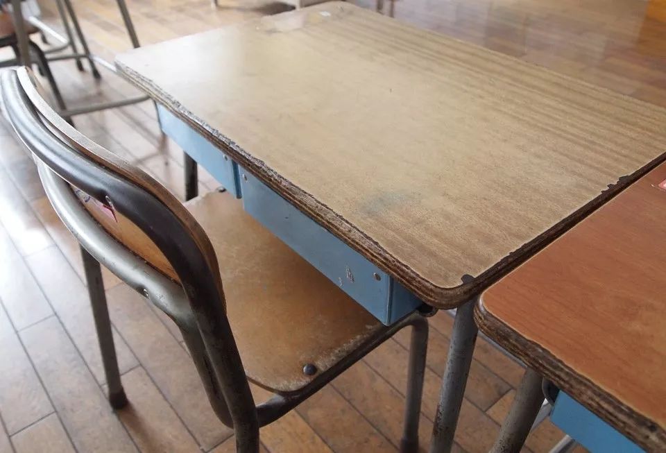 孩子担任班干部是好还是坏,当不当班干部