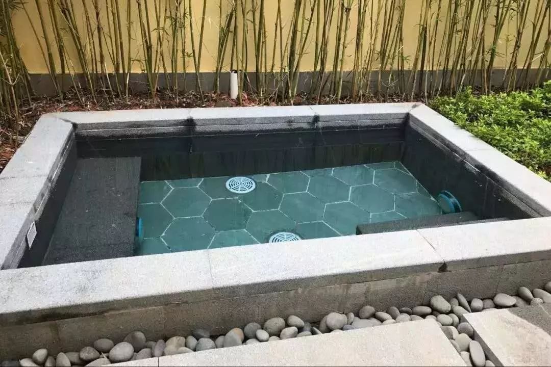 只要¥488元，珠光御景温泉美食酒店随你浪！温泉SPA+自助餐+精美下午茶+龙归寨门票~周末通用！