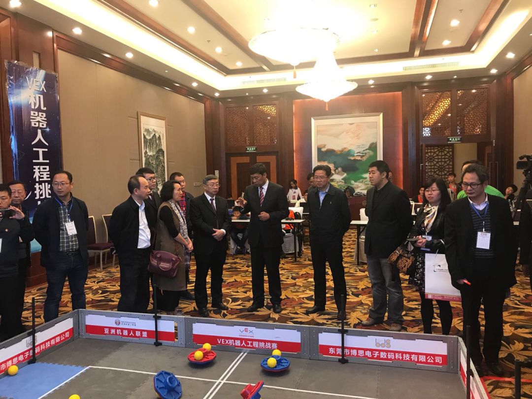 云南省曲靖市青少年机器人竞赛,云南青少年科学创新大赛