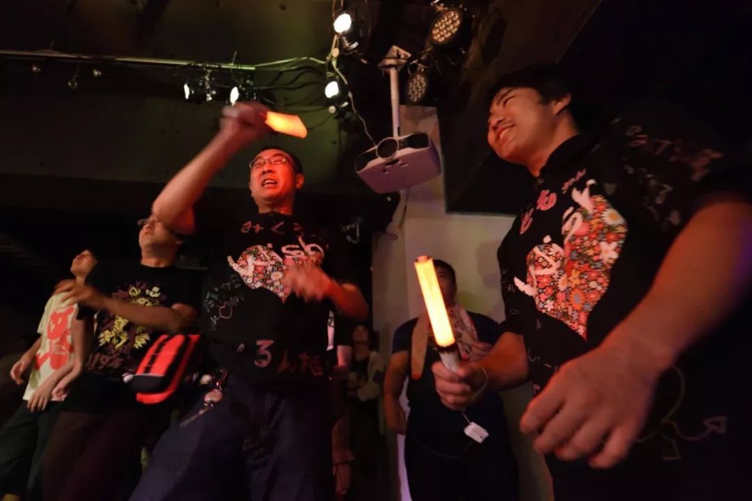 三万块买裤袜,3000台币买女生袜子