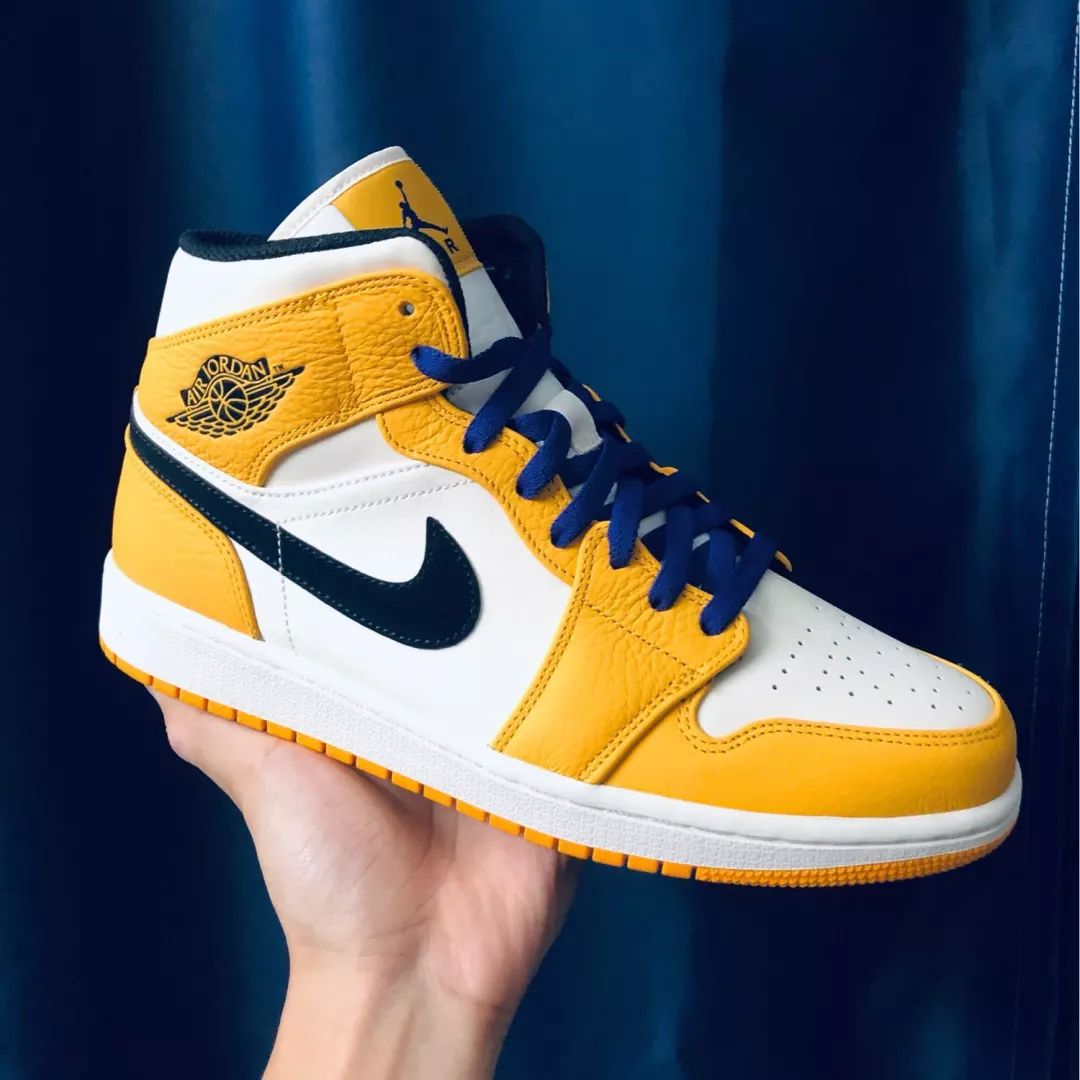 晒鞋|NigelSylvesterxAJ1做旧设计强势围观！AJ4代愤怒的公牛