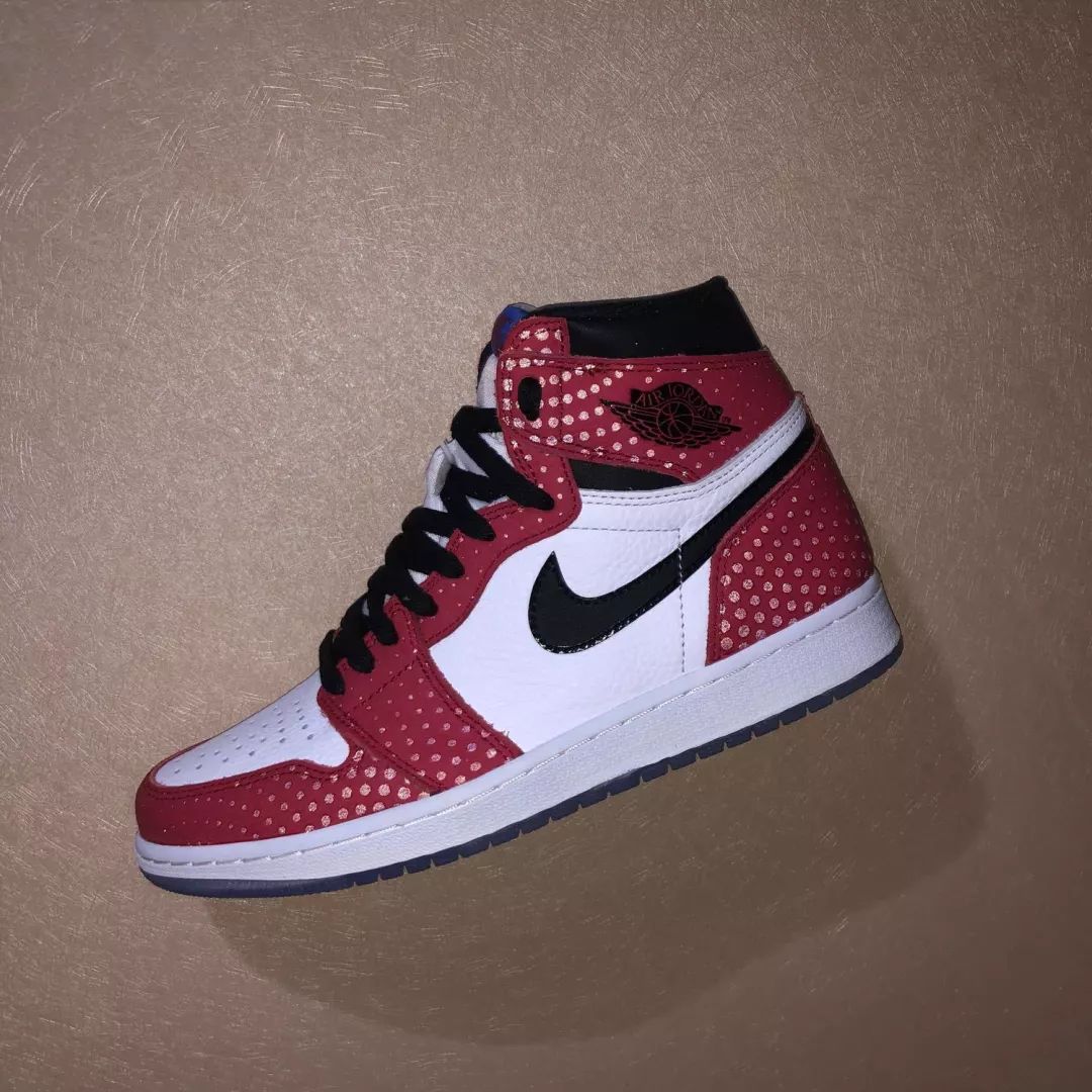 晒鞋|NigelSylvesterxAJ1做旧设计强势围观！AJ4代愤怒的公牛