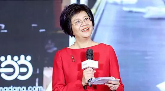 女人生了小孩变老了,女人生完小孩很容易变老吗