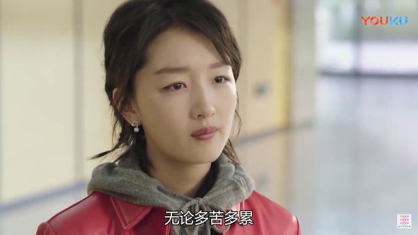 女人生了小孩变老了,女人生完小孩很容易变老吗