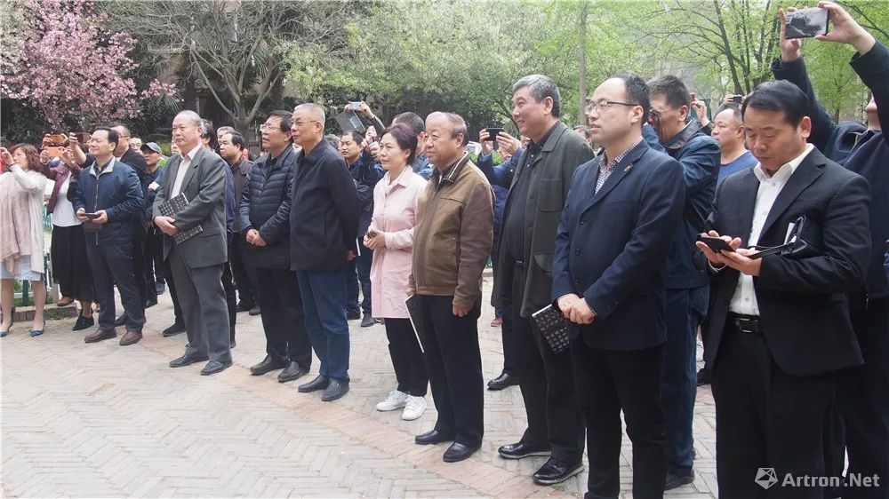 康有为书法有几种字体,康有为书法出自什么碑