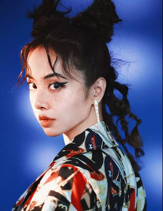 简单干净的欧美雀斑妆,厌倦了精致的妆