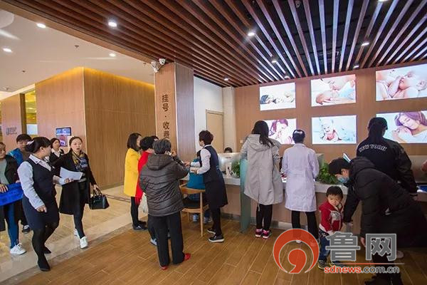 这个35+3周的宝宝出生时脐带扭成了麻花，且呈紫红色……