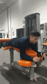 不会用健身器材用请私教吗,不需要健身器材的健身方式