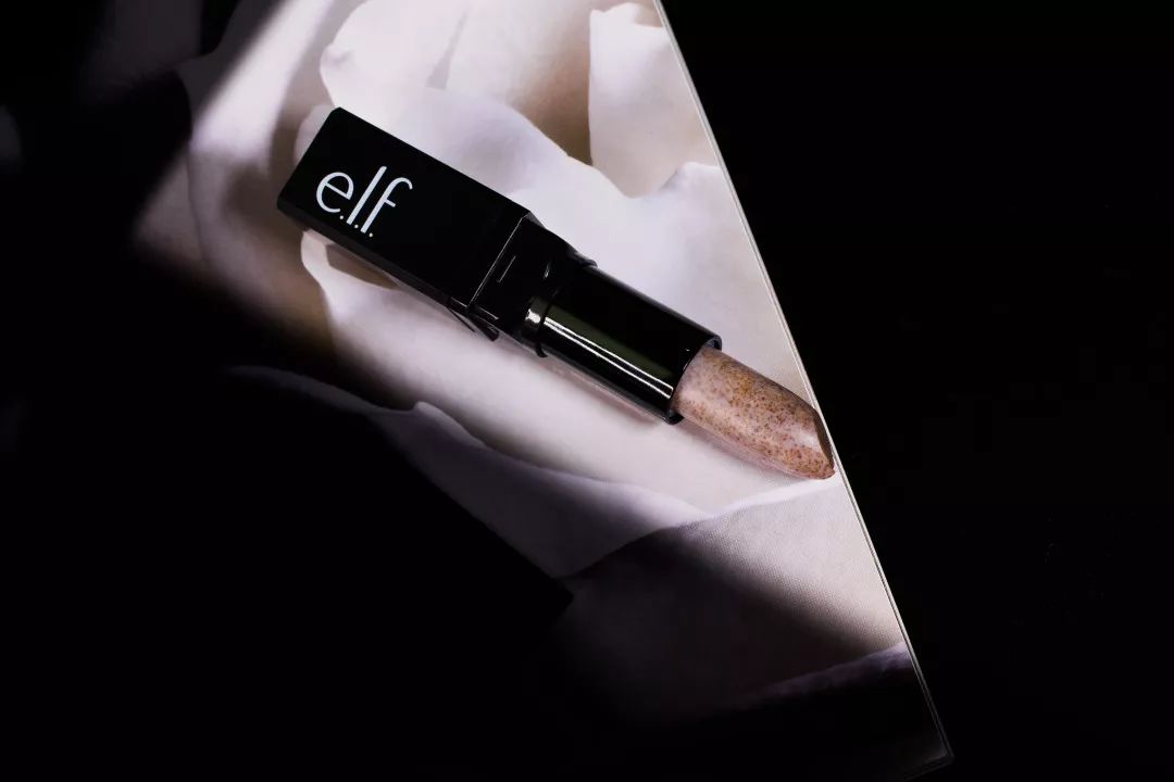 软化死皮淡化唇纹唇膜,唇霜去死皮淡化唇色