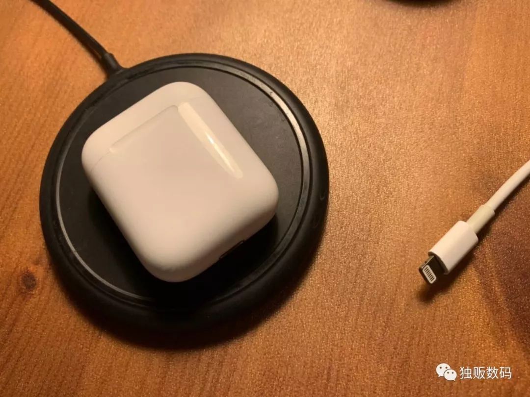 airpods2代正品无线版外观细节,airpods2有没有必要买无线充电版