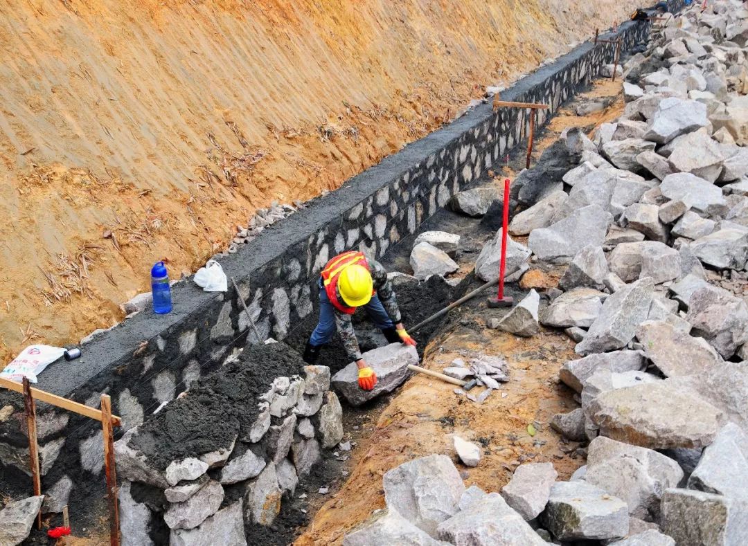 聚焦打通断头路,一条路串联旅游景点