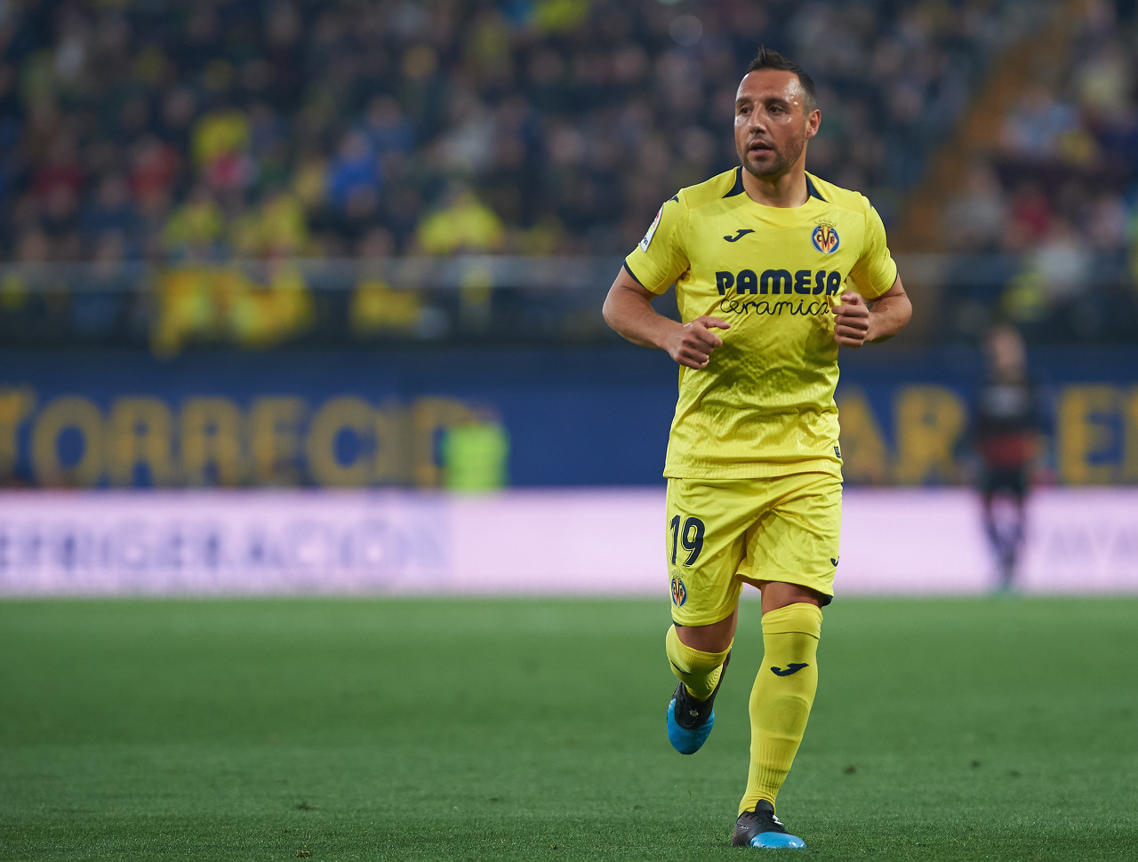 卡索拉中场受伤,卡索拉哪年受的伤