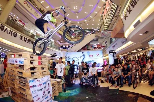 难说再见！地王广场，曾经的“广州潮人主场”如今……