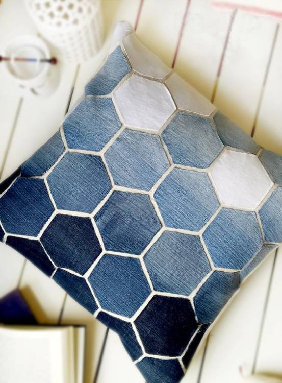 旧牛仔裤改造收纳袋的视频,旧牛仔裤改造废物利用方法