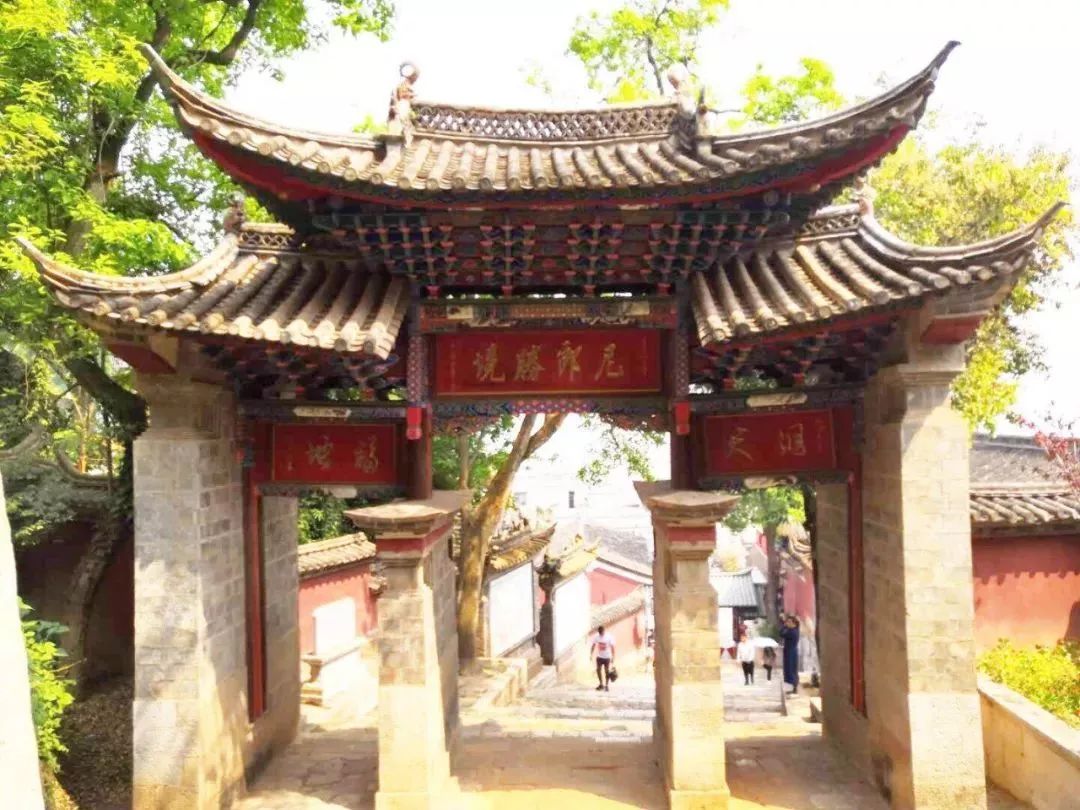 通海被称为“尼郎胜境”,而“尼郎”又是什么意思？