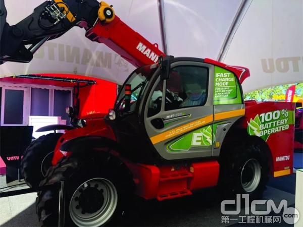 曼尼通全电动伸缩臂叉装车将亮相2019德国宝马展