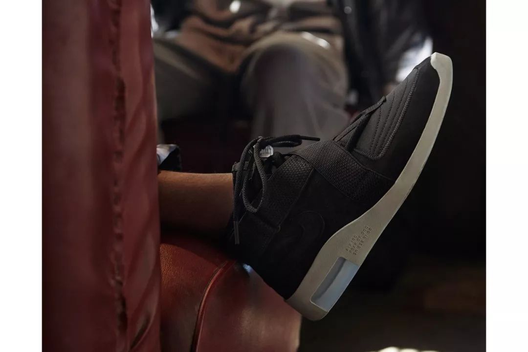 nikexfearofgod燕麦黄,nikexfearofgod卫衣刚出价格