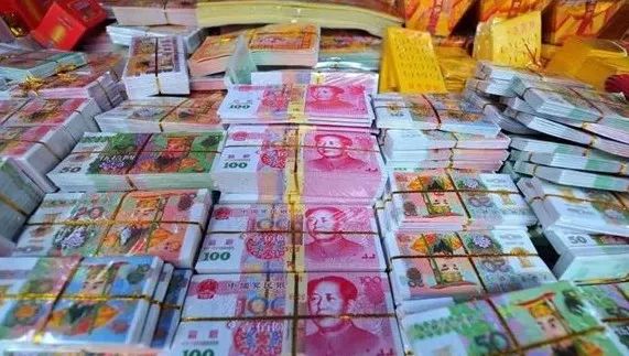 小编实在想不出来标题了，凑合着看吧……