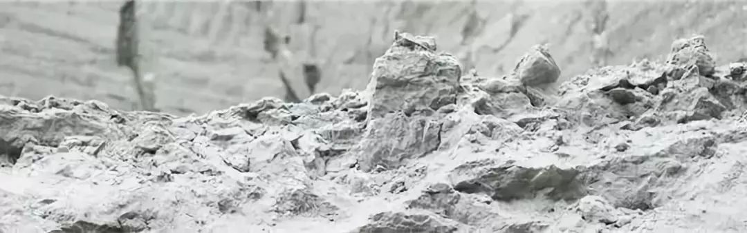 用了几年的火山泥一洗白,用火山泥洗澡