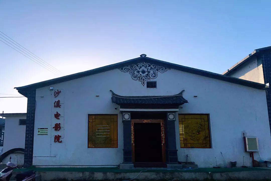 我们喝过啤酒粉象，却不知道它就是全世界最伤心的《小飞象》