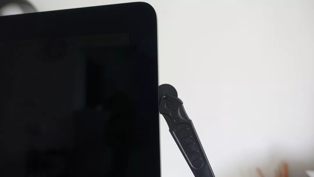 imac21.5寸低配版2017升级,苹果imac低配和高配