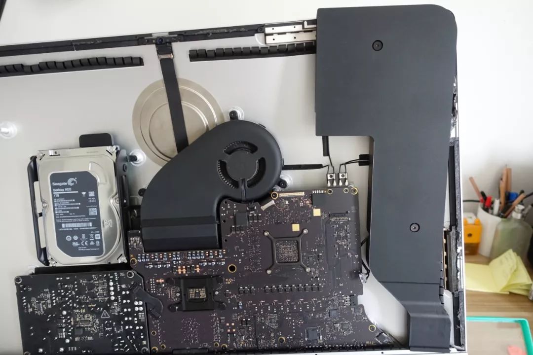 imac21.5寸低配版2017升级,苹果imac低配和高配