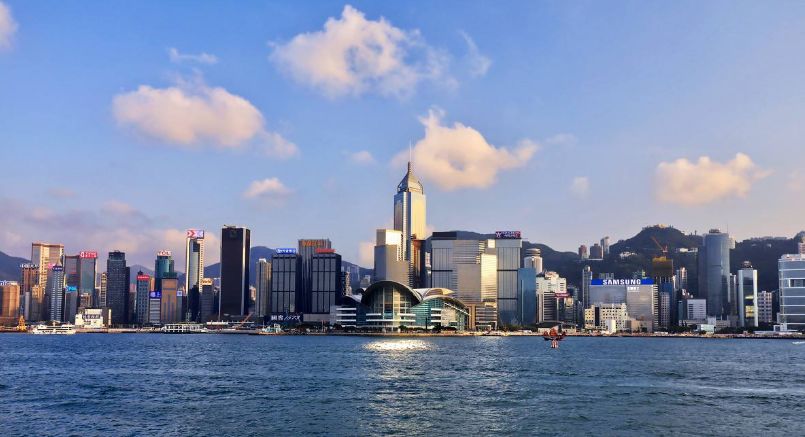 昆明高铁站可以刷二维码进站吗,昆明高铁是用身份证直接进站吗