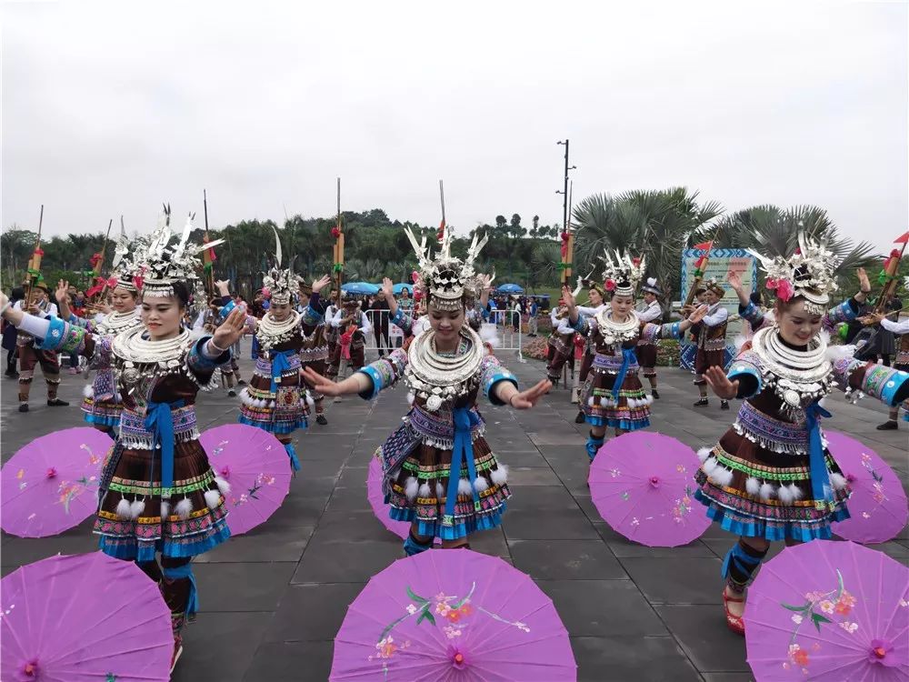 壮族三月三八桂嘉年华文化旅游,广西壮族三月三八桂嘉年华视频