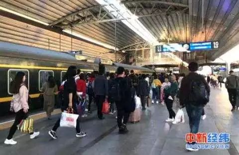 五一火车票开售路线,五一假期火车票今日开抢