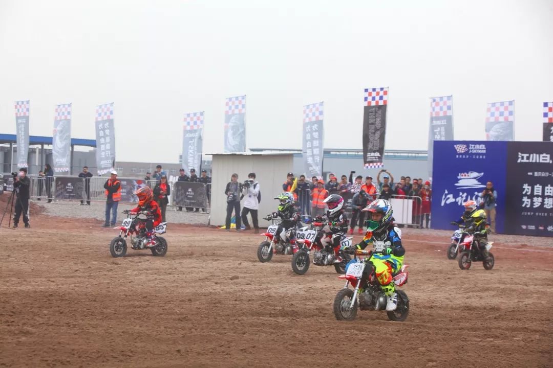 为美酒加点汽油—首届江小白J-SKYMAN越野摩托锦标赛见闻