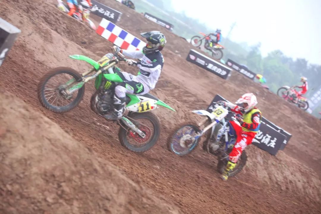 为美酒加点汽油—首届江小白J-SKYMAN越野摩托锦标赛见闻