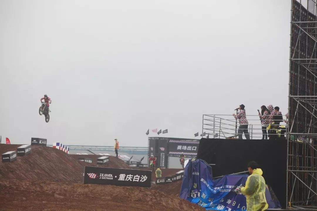 为美酒加点汽油—首届江小白J-SKYMAN越野摩托锦标赛见闻
