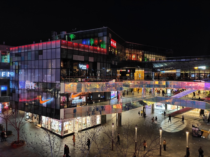 孔雀开屏般的美丽vivox27测评,vivox27采用的是什么屏旗舰版