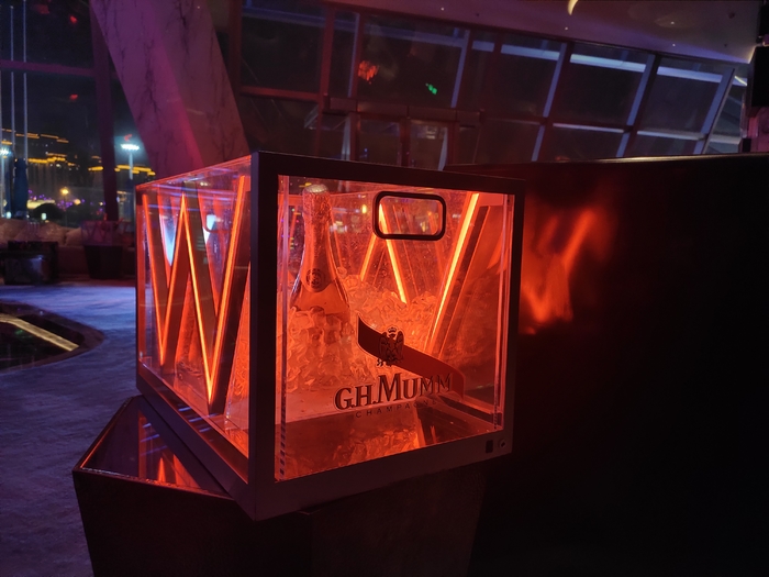 孔雀开屏般的美丽vivox27测评,vivox27采用的是什么屏旗舰版