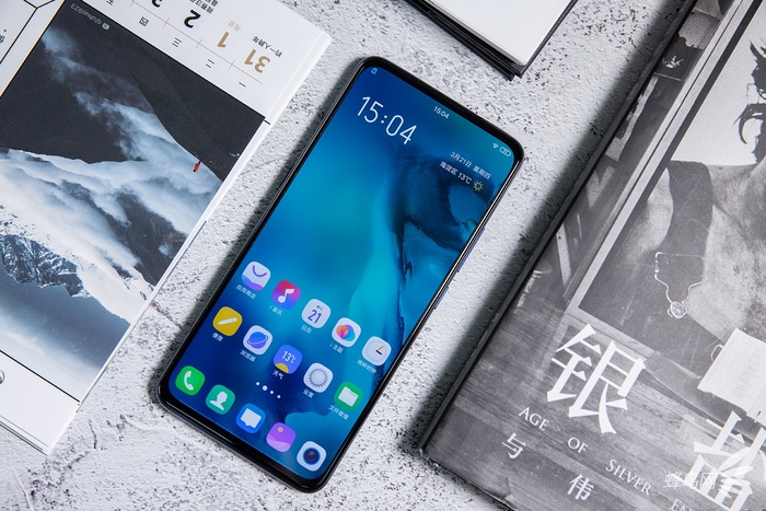 孔雀开屏般的美丽vivox27测评,vivox27采用的是什么屏旗舰版