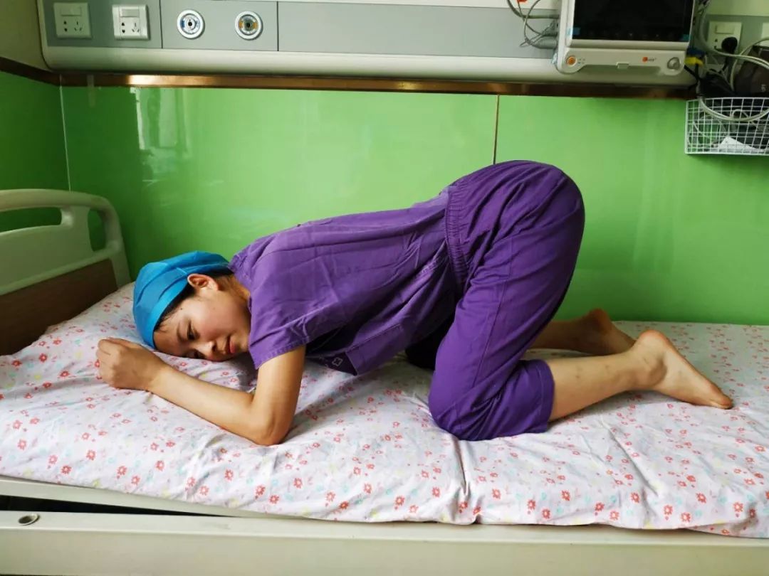 助产士教你正确分娩,助产士教孕妇分娩