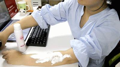 ⊙超管用！不用刮、零疼痛，轻轻一抹就能「快速脱毛」