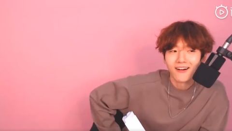 「EXO」「新闻」190405油管频道+肉麻情话+十级中文，又被他撩了一波！