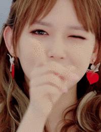 程潇家迷你药店营业，女明星们为了美貌未免太拼！