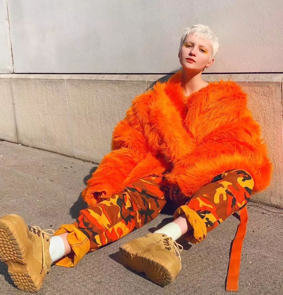 染发狂人发色,染发狂人