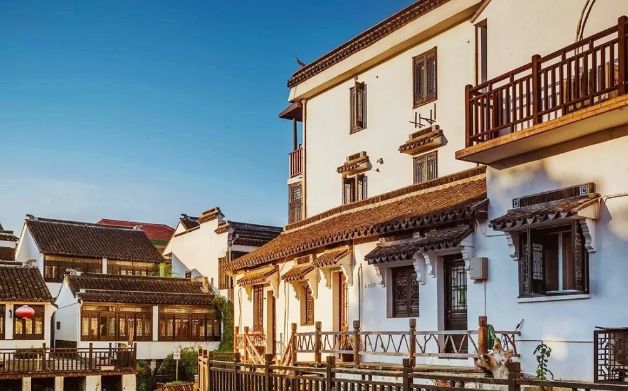 清明小长假上海旅游,上海清明小长假适合去哪旅游