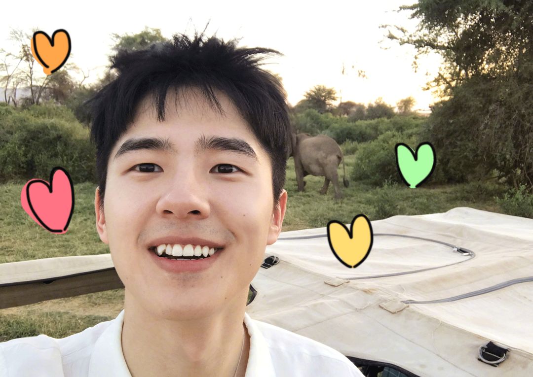 跟刘昊然在非洲过了6天5夜，发现他其实就是个话痨加多动症啊……