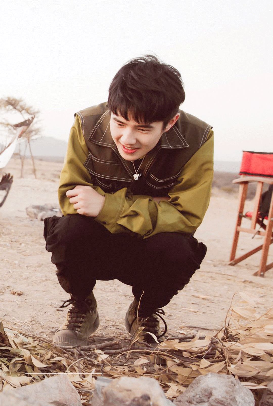 跟刘昊然在非洲过了6天5夜，发现他其实就是个话痨加多动症啊……