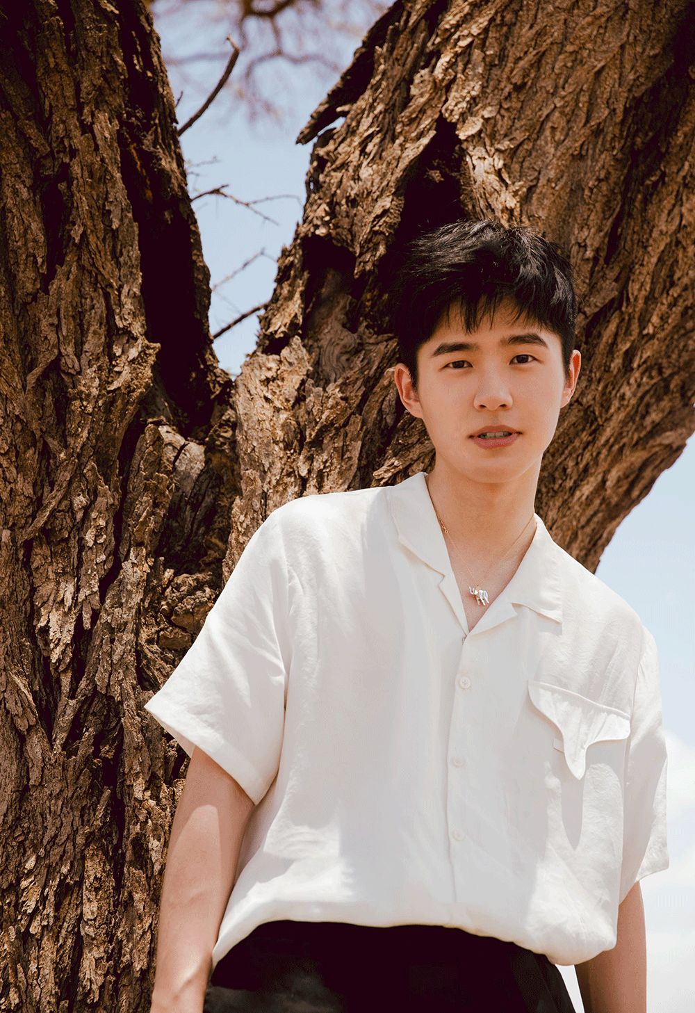 跟刘昊然在非洲过了6天5夜，发现他其实就是个话痨加多动症啊……