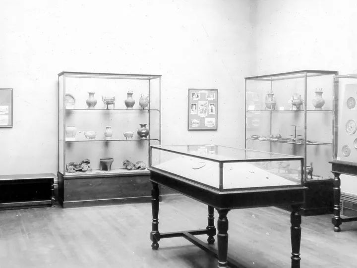 古墓挖出古籍却被美国骗走当国宝,中国古墓被发现出土了一本奇书