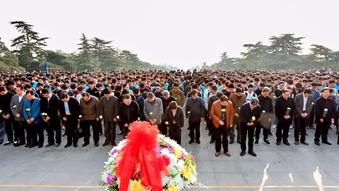 清明祭英烈活动大学,幼高专组织清明祭英烈