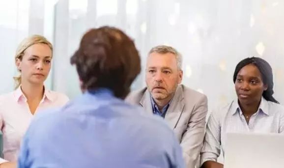 约会前吃一颗，让女神爱上和你接吻的味道