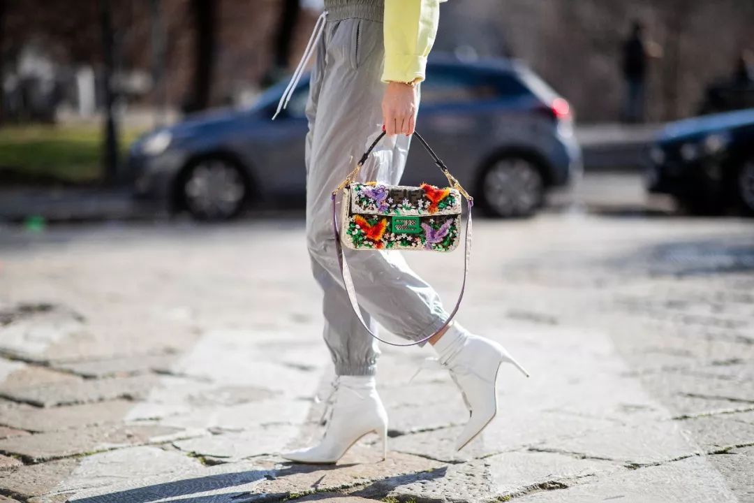 我敬吴宣仪娜扎的“鸡腿裤”一杯!今年瘦腿靠你了昂