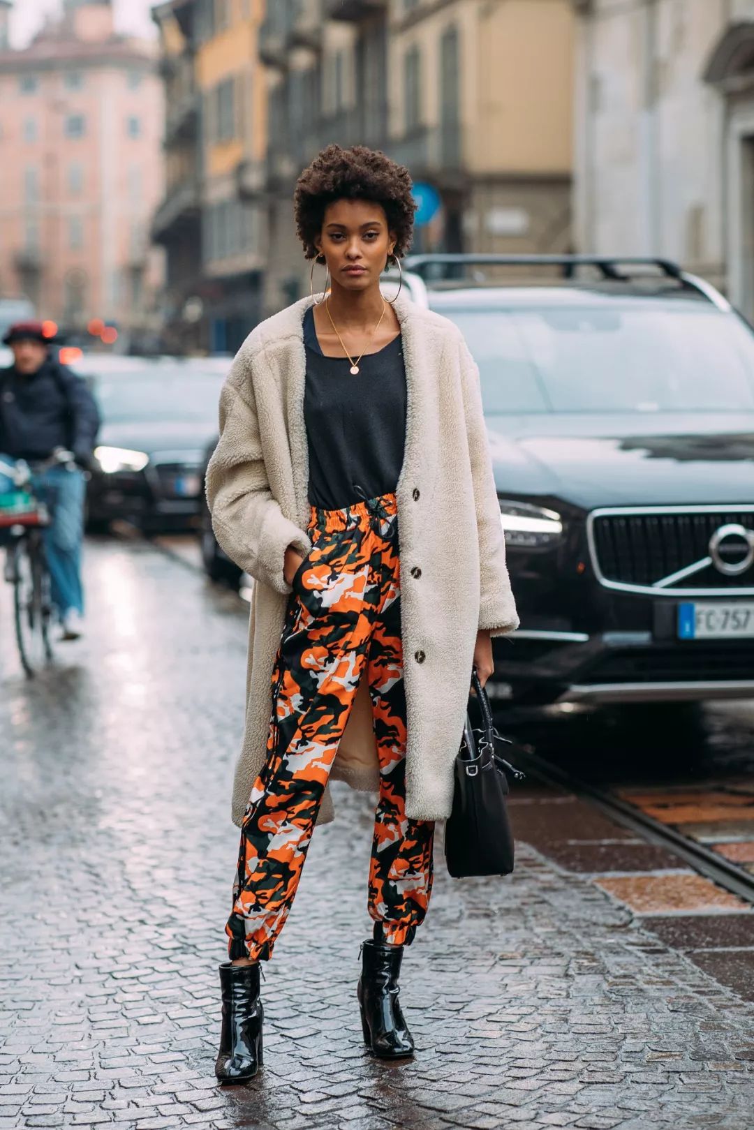 我敬吴宣仪娜扎的“鸡腿裤”一杯!今年瘦腿靠你了昂