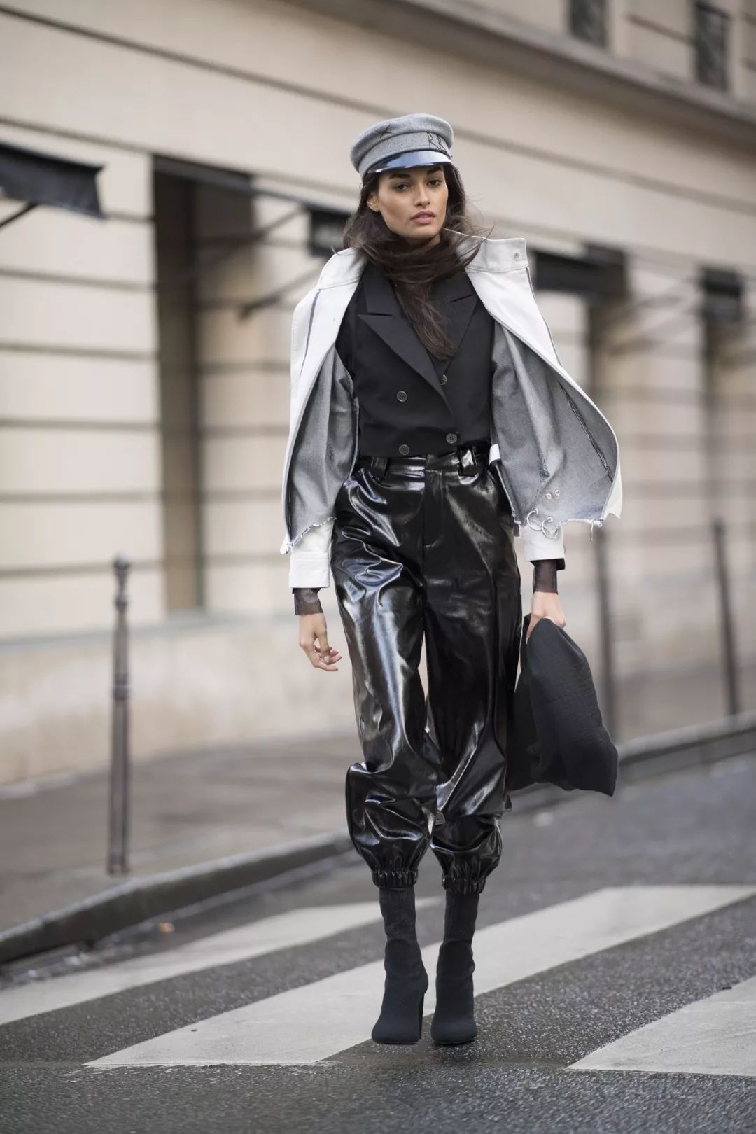 我敬吴宣仪娜扎的“鸡腿裤”一杯!今年瘦腿靠你了昂